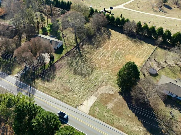 10587 E Cherokee Dr, Canton, GA 30115