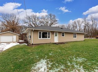 4411 Martin Luther King Dr, Godfrey, IL 62035