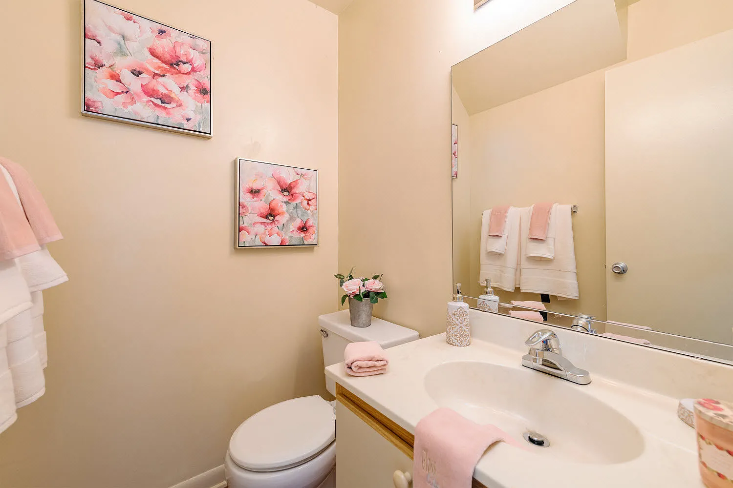 IMT BelaSera at Forest Hills — Photo 4