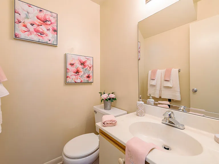 IMT BelaSera at Forest Hills — Photo 4