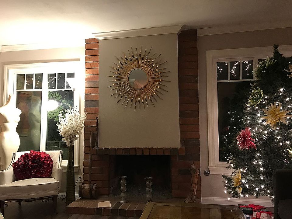 1st image of 2799 Drummond Pl