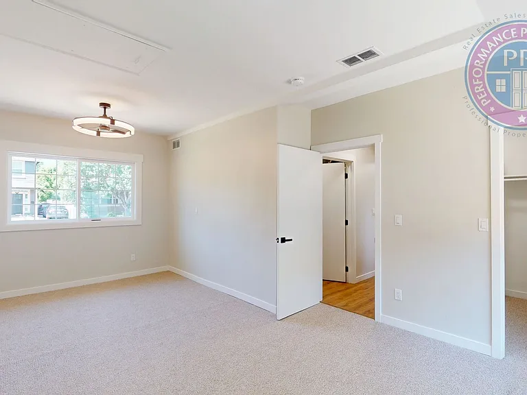 7308 N Jordan Ave — Photo 10