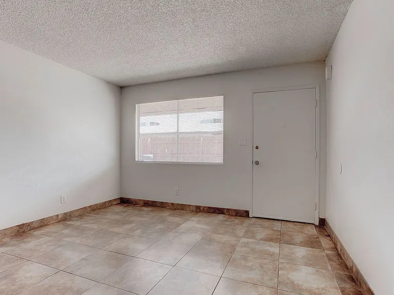 421 N Decatur Blvd — Photo 7