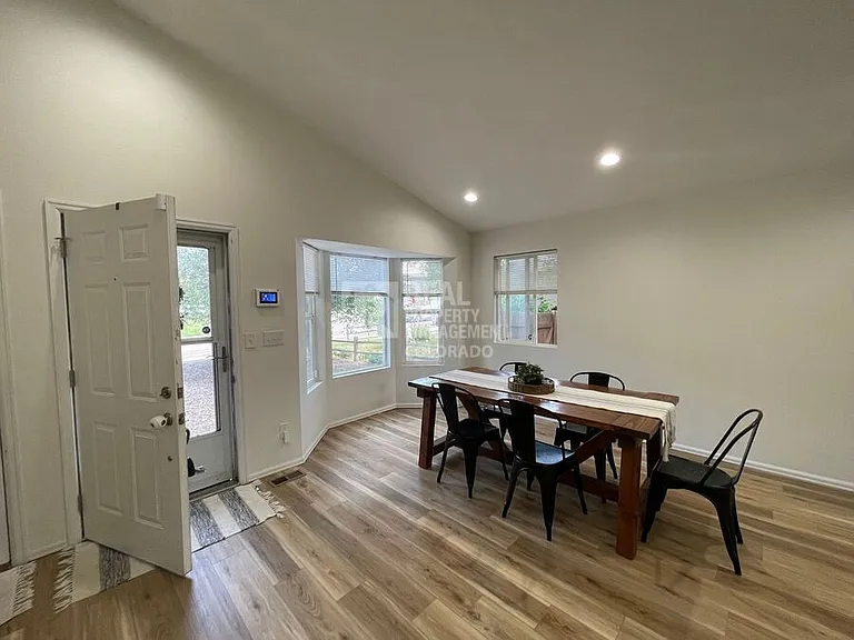 4626 Witches Hollow Ln — Photo 5