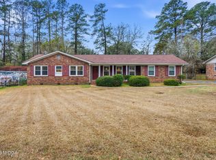 1422 Forest Hill Rd, Macon, GA 31210