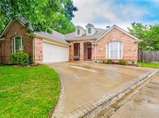 5601 Rachel Ct, Arlington, TX 76017