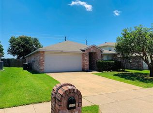 8209 Charter Bnd, Denton, TX 76210