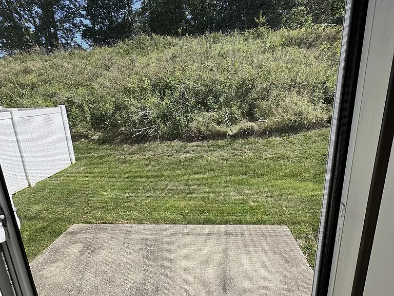 2436 Winthrop Dr — Photo 42