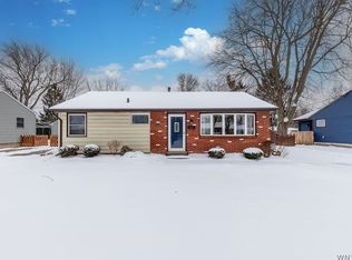 1715 Eddy Dr, North Tonawanda, NY 14120