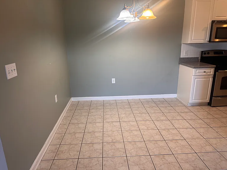 4030 Bardstown Ct #201 — Photo 4
