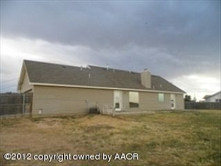 2nd image of 12101 San Saba St