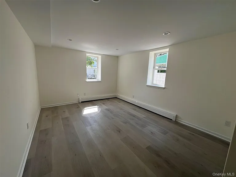 82 Hickory Rd — Photo 7