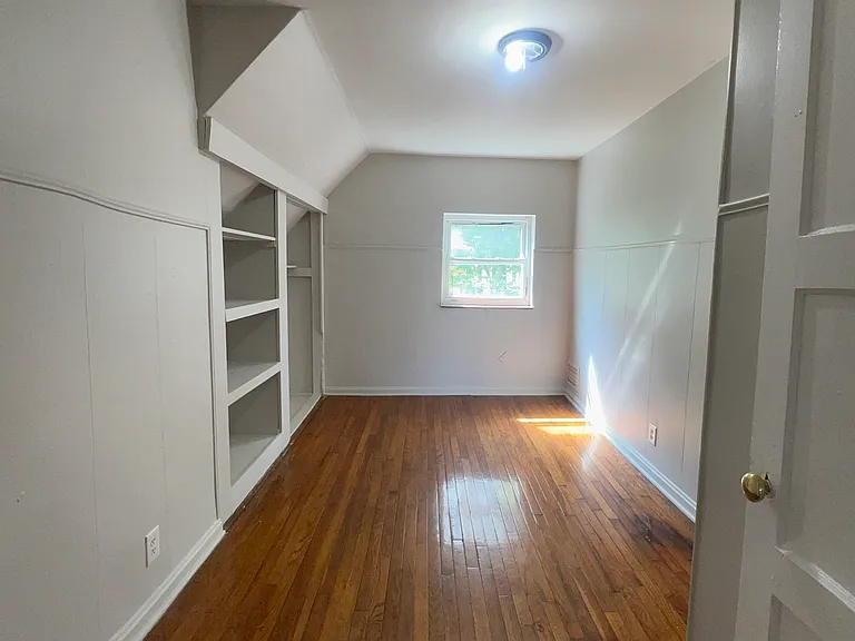 1401 Beech Ave — Photo 3