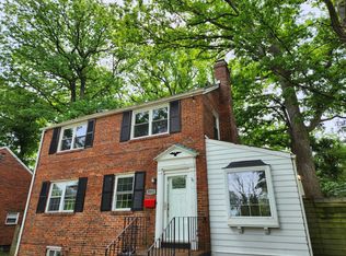 8002 Wildwood Dr, Silver Spring, MD 20912