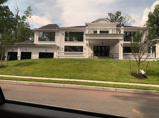 220 Atlantic St, Metuchen, NJ 08840