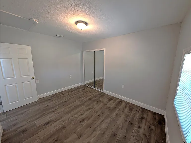 1608 E New Orleans Ave — Photo 9