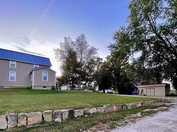 5216 E Main St