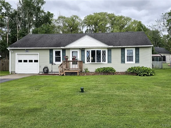 5464 Orangeport Rd, Brewerton, NY 13029