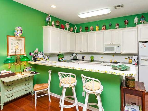 5th image of 8885 Orchid Island Ct
