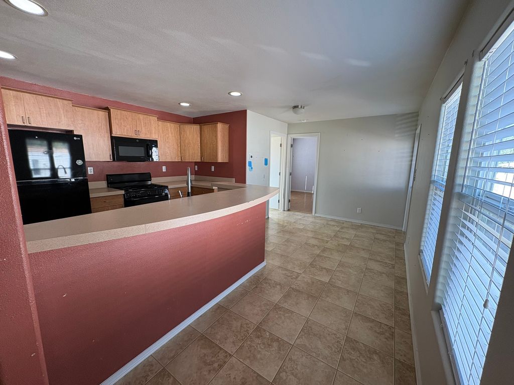 2300 W County Road 38e #S264
