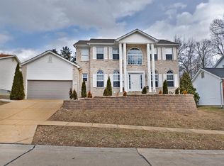 3052 Southoaks Pl, Saint Louis, MO 63129