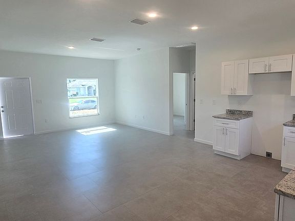 2nd image of 53 Colin Ave S