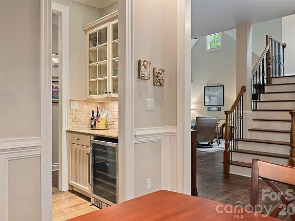 5th image of 626 Wickhams Fancy Dr