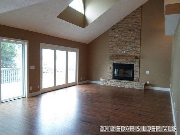 5th image of 100 Sloping Shores Dr