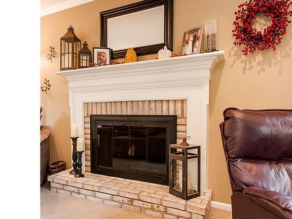 4th image of 9260 Idlewood Dr