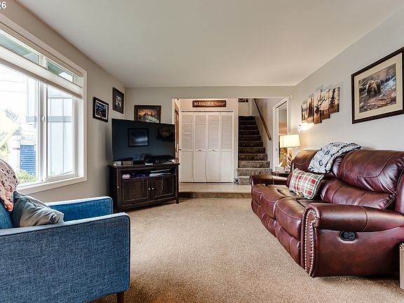 5th image of 2790 23rd St