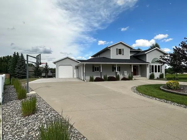 1403 S Meadow Brook Ct, Gillette, WY 82718