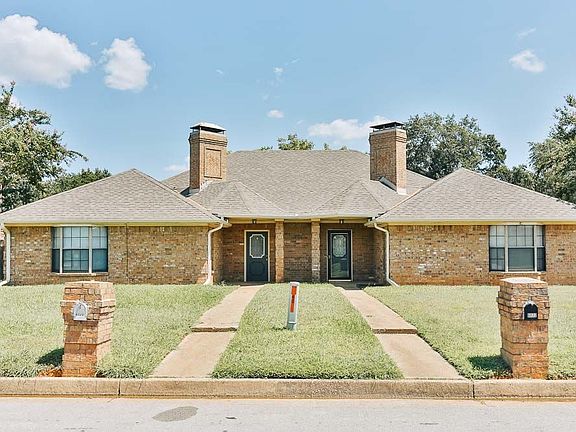 3rd image of 6022 Plantation Dr