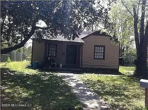 229 Sollitt St — Photo 1