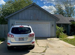6109 72nd St, Kenosha, WI 53142