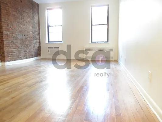 Rented by DSA Realty | media 23