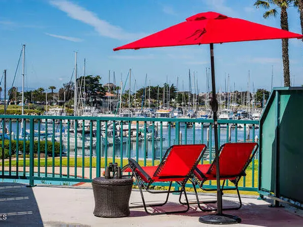 2901 Peninsula Rd APT 132, Oxnard, CA 93035