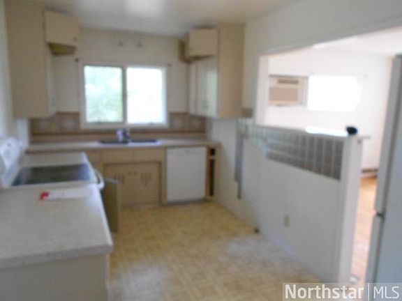 4th image of 2200 69th Ave N
