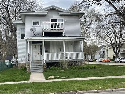 2nd image of 504 W Irving Ave #2