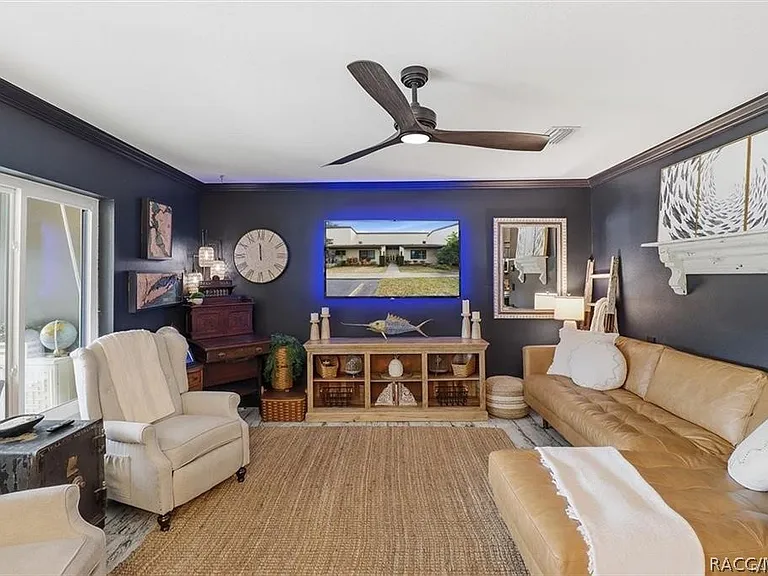 1637 SE Paradise Cir E #204 — Photo 8