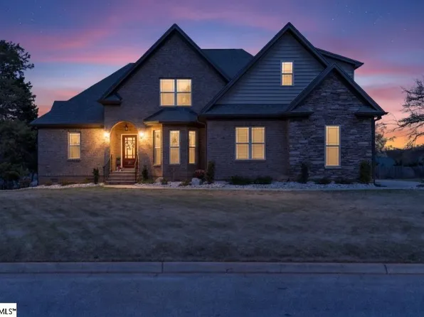 207 Poplar Ridge Rd, Simpsonville, SC 29681