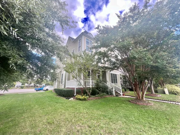 108 Louvale Dr, Morrisville, NC 27560