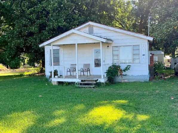 235 S Main St, Newport, AR 72112