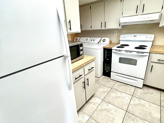 4th image of 3645 Boca Ciega Dr