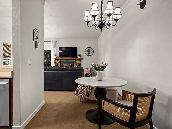 3rd image of 807 Alder Ave Unit 11