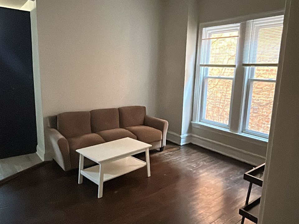 2nd image of 709 S Ada St APT 3F