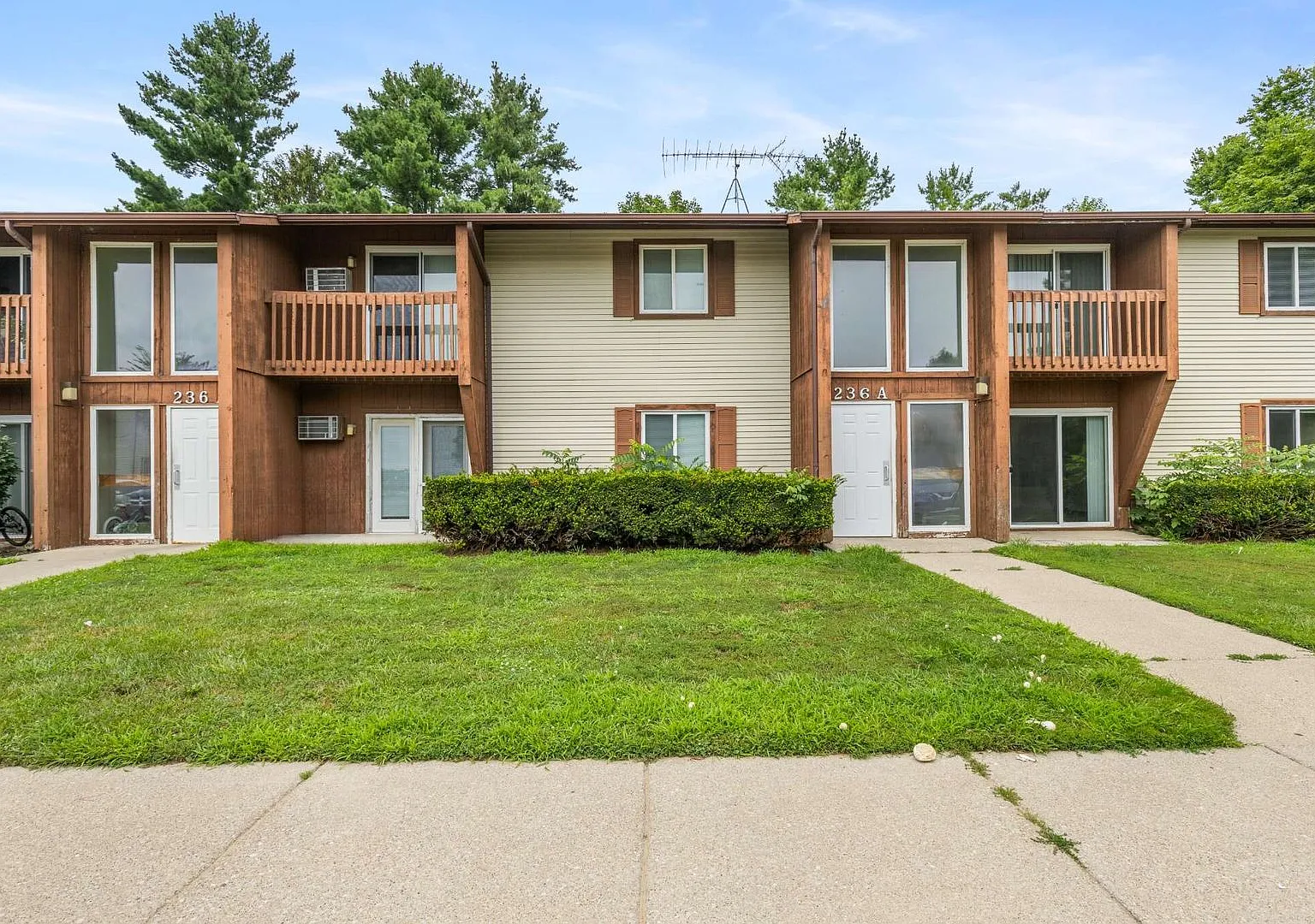 York Hills Apartments ( York Hills Apts LLC) — Photo 2
