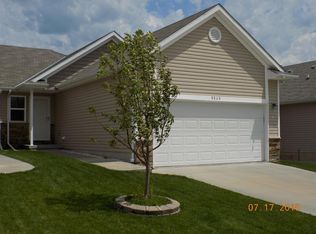 8860 Blacksmith Ct, Lincoln, NE 68507