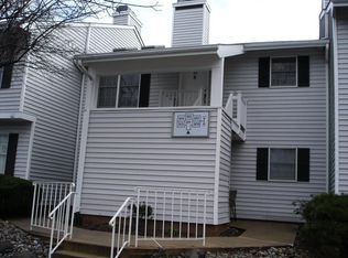 312 Sparrow Ct, Three Bridges, NJ 08887