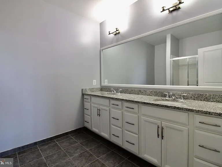 23315 Milltown Knoll Sq #104 — Photo 6