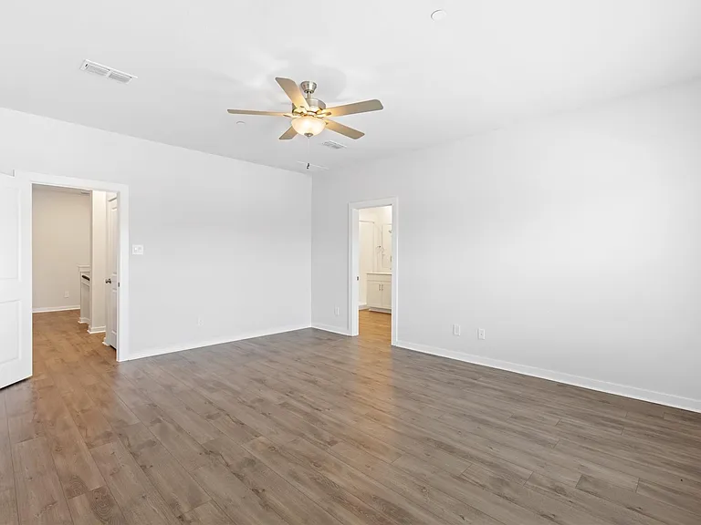 3015 Dovedale St — Photo 11